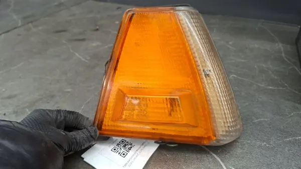 OEM 041-0401 Oikea etusumuvalo Mitsubishi Galant II image 2