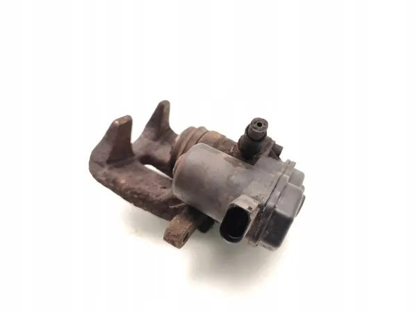 Audi A4 Achter remklauw OEM 32347485 2.0 TDI image 6