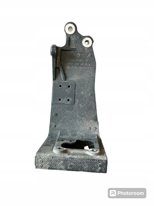 Ala-askelkiinnike OEM A9606660810 Actros MP4/5 image 2