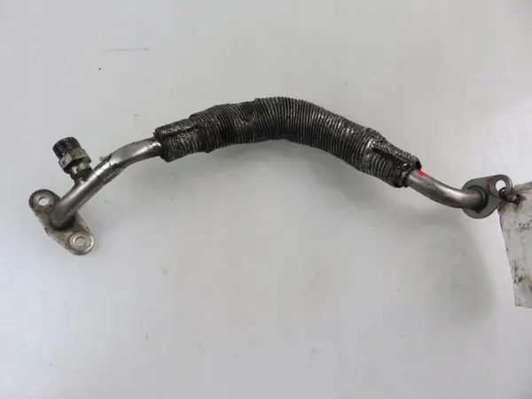 Conducto de aceite Porsche usado OEM 94810520703 image 2
