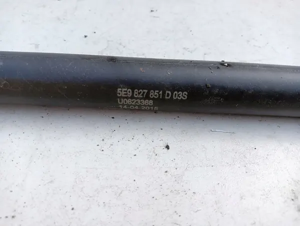 Vänster Elektrisk Baklucka Aktuator Skoda Octavia III image 3