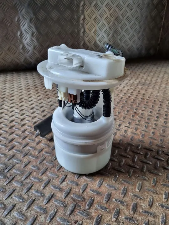 Bomba de combustível Dacia Duster 2017 172025410R image 2