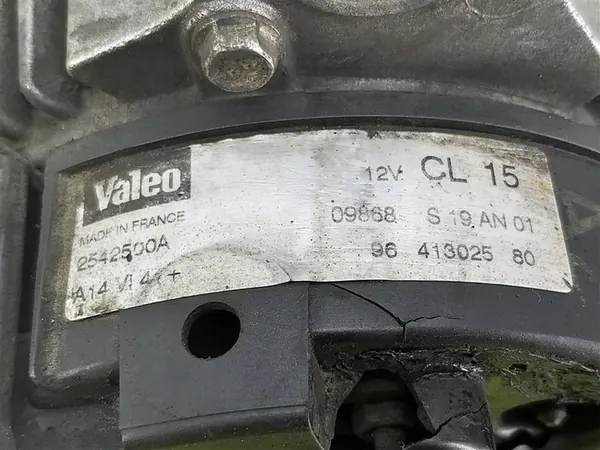 Vaihtovirtageneraattori Peugeot 307 I 2001-2005 2.0 Diesel Valeo 9641302580 image 2