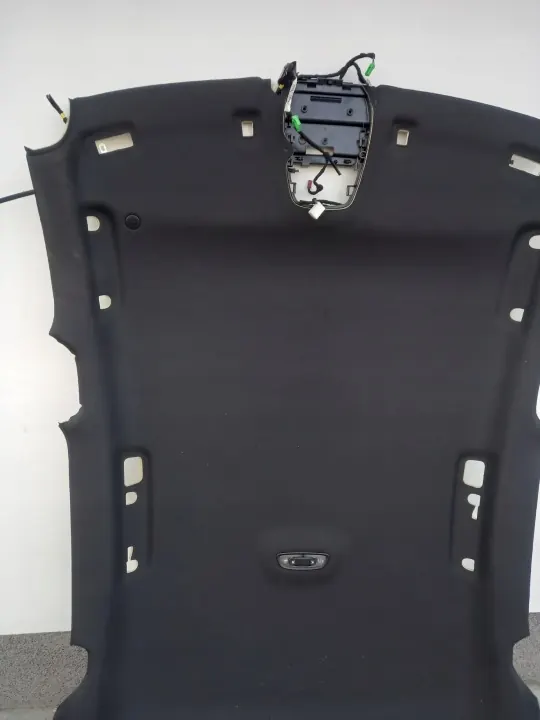 OEM PODSUFITKA CZARNA R-DESIGN Asidero Negro Volvo V40 image 7