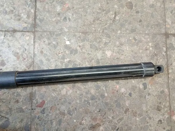 OEM 32296297 Höger baklucka aktuator för Volvo XC40 image 4