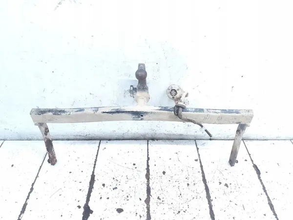 Skoda Octavia Mk1 trekhaakset OEM 317036 image 2