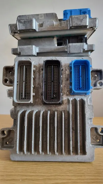 Unité de contrôle moteur OPEL CORSA 1.2 12670269 AB8H image 3