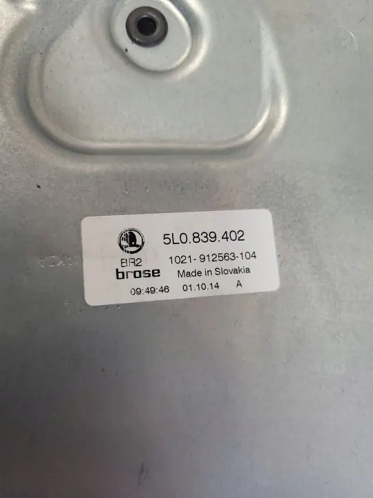 Régulateur manuel vitre OEM 5L0839402 Arrière droit image 3