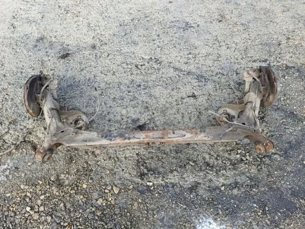 Brazo suspensión trasera OEM 432124124 Honda Jazz image 2