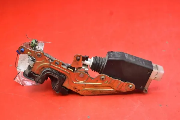 Fram Vänster Dörrlås Opel Tigra A 94-00 OEM 90493701 image 5