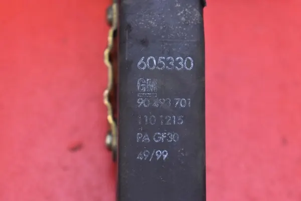 Fram Vänster Dörrlås Opel Tigra A 94-00 OEM 90493701 image 7