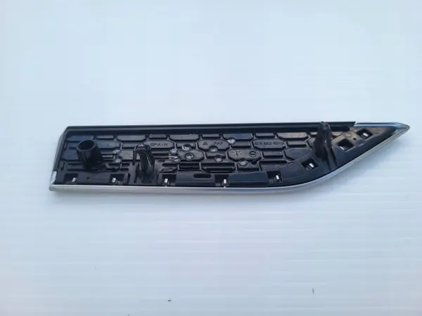 Emblème OEM 8W6853601D Aile avant gauche - Audi RS5 image 4