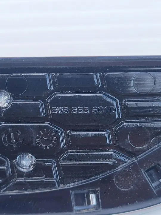 Emblème OEM 8W6853601D Aile avant gauche - Audi RS5 image 5