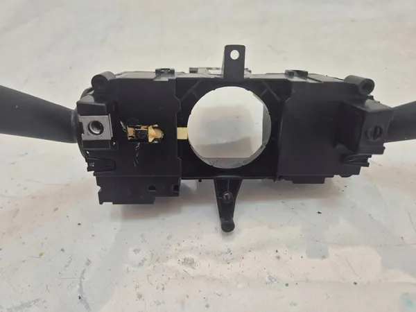 VW Beetle 1.8 16- Interruptor Combinado USA image 4