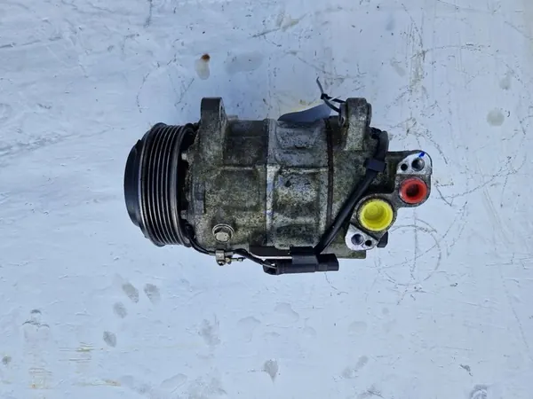 Ilmastointikompressori BMW 5 G30 G31 B47 OEM image 2