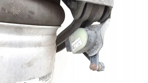 Porsche Etu-ilmatuki OEM MAM7480 image 5