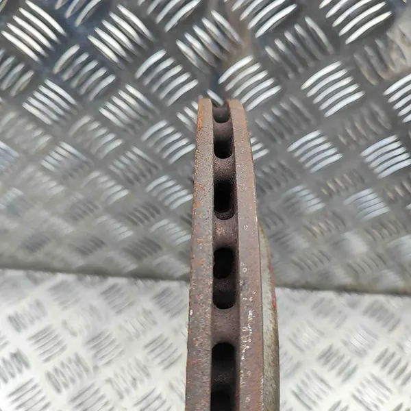 Originele Remschijf Mercedes GLA 156 W156 image 2