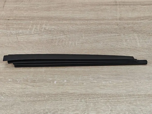 Cubierta carril techo solar izquierda OEM 8D9877781A Audi A5 image 2