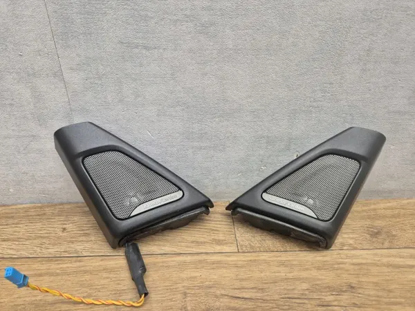 BMW OEM 7349010 Harman Kardon Oviluokkaimet Sarja image 2