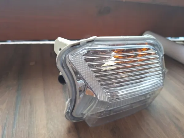 Farol de nevoeiro esquerdo Ford Kuga II OEM GV4413B221A S-P image 4
