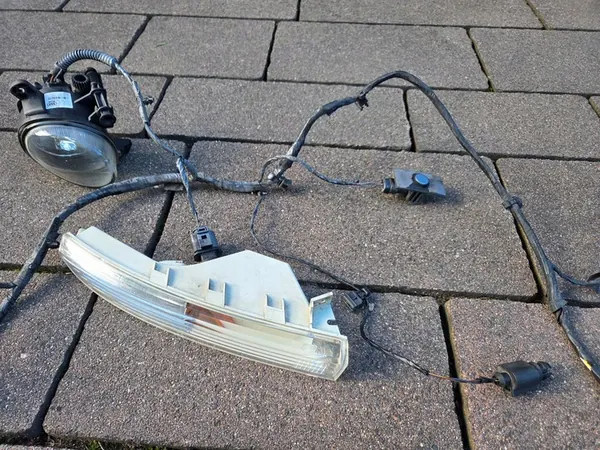 PASSAT CC Främre kabelsats PDC + 4 sensorer + lampor 08-2011 image 3