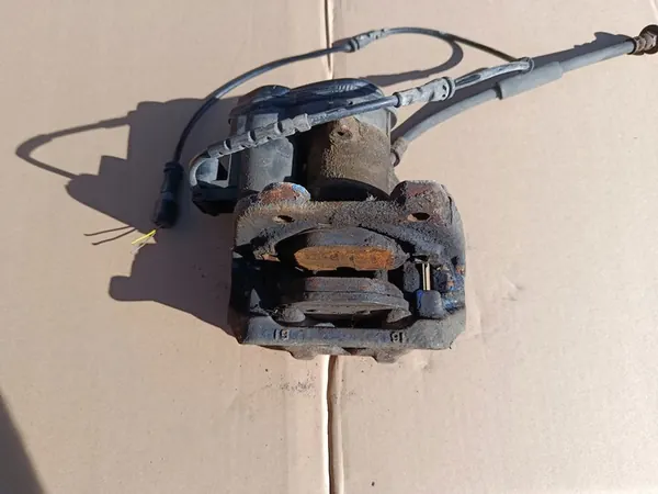 Linker Hinterer Bremssattel 6793041 BMW 5 F10 F11 image 4