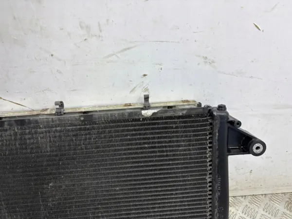 Radiateur d'eau Maserati Quattroporte 2004 OEM AMD212250 image 6