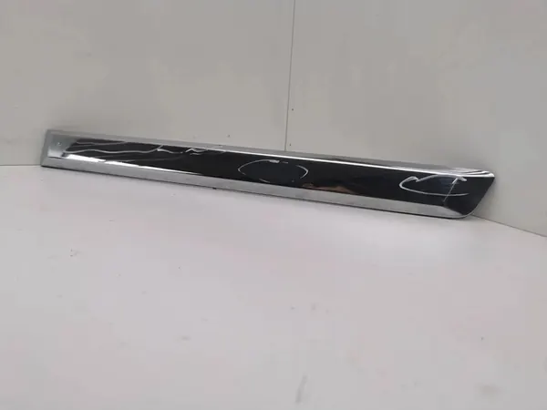Jeep Grand Cherokee (WK) 2005 Left Rear Door Trim image 2