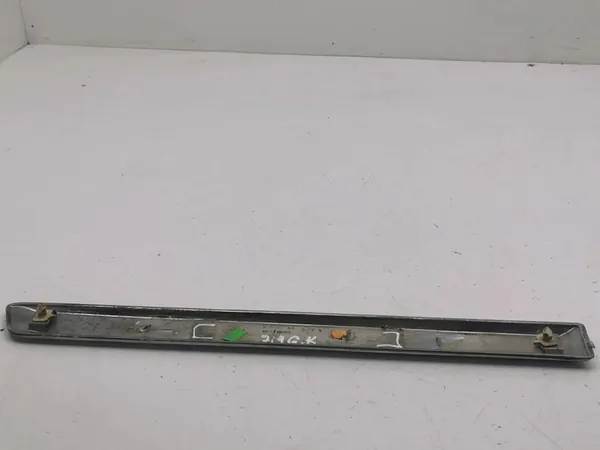 Jeep Grand Cherokee (WK) 2005 Left Rear Door Trim image 6