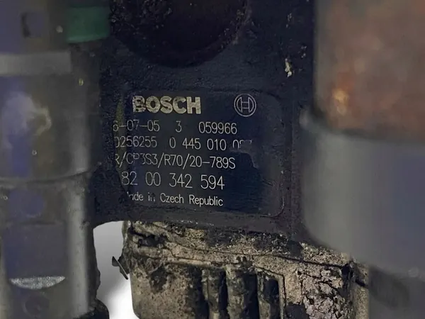 Diesel Injectiepomp Audi A4 S4 B7 2.0L 8200342594 image 6