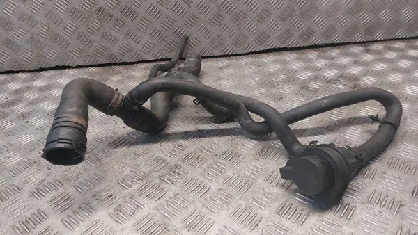 Vesiputki Skoda Octavia II RS 06F122101A image 3