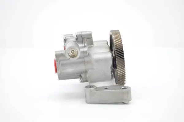 Pompe à huile Hyundai ix35 OEM 213102F301 - Occasion image 3