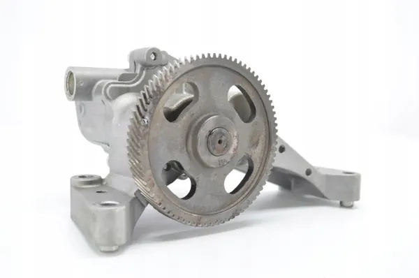 Pompe à huile Hyundai ix35 OEM 213102F301 - Occasion image 6