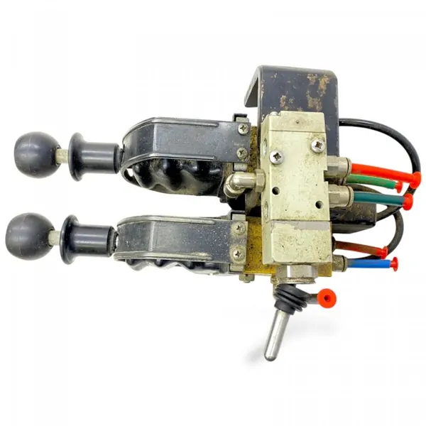 Hydraulikhebel Scania OEM 14750430 - Gebraucht image 7