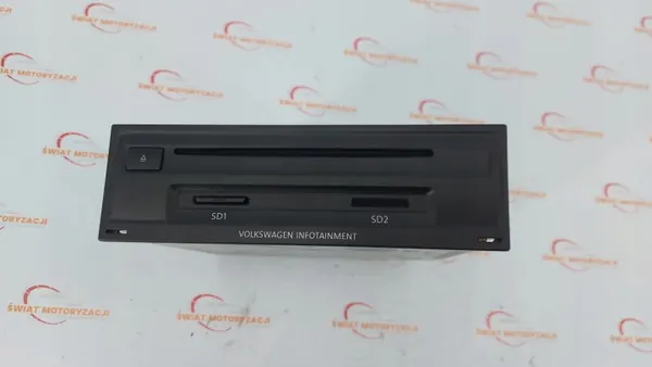 VW Golf VII 1.6 TDI Navigatielezer OEM 3Q0035874B image 2