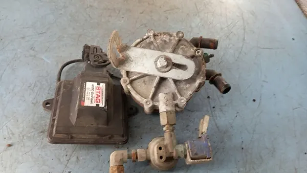 Opel Vectra B Station LPG Kit - Gebruikt OEM-onderdeel image 2