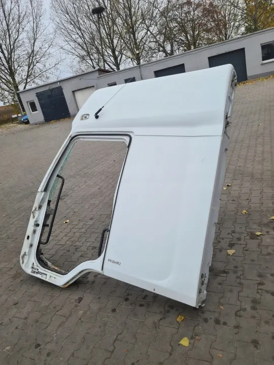 Ohjaamon Porras Vasen OEM RENAULT PREMIUM DXI Käytetty image 3