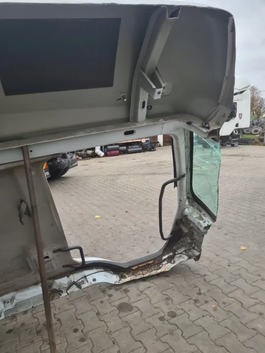 Ohjaamon Porras Vasen OEM RENAULT PREMIUM DXI Käytetty image 8