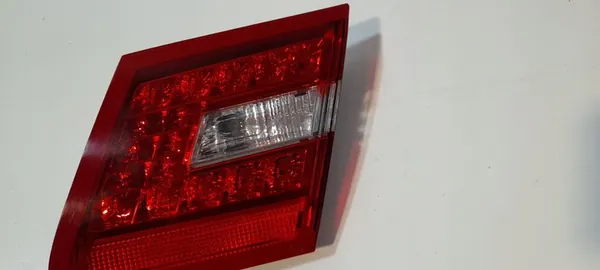 Mercedes-Benz E W207 Rechter Achterlicht A2078200464R image 3