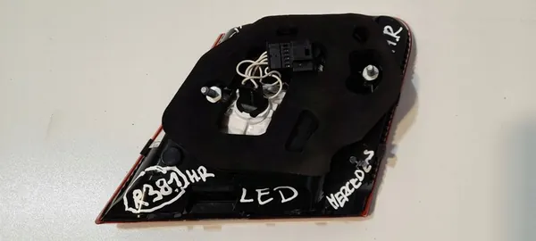 Mercedes-Benz E W207 Rechter Achterlicht A2078200464R image 5