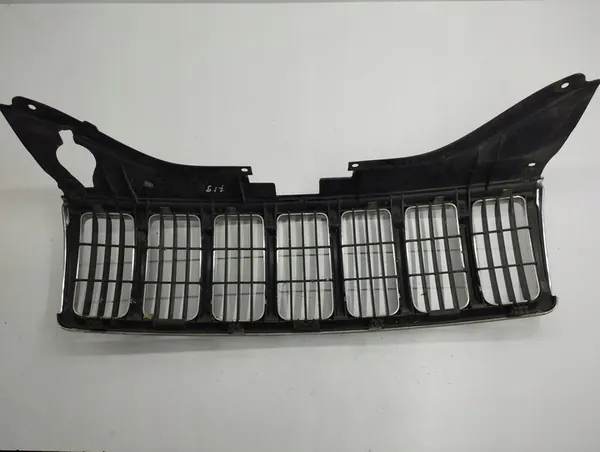 Jeep Grand Cherokee (WK) 2005 Grill / Upper Radiator image 7