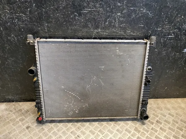 MERCEDES GL X164 W164 W251 Waterkoeler 3.2 CDI A2515000703 image 3