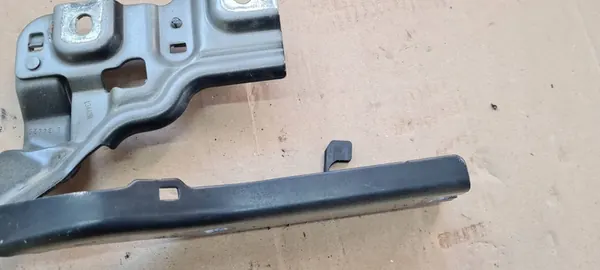 Audi Q3 Bisagra de Capó Izquierda 83A823301 image 4