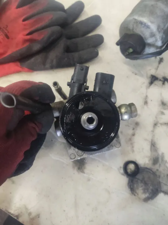 Brandstofffilterverwarmer OEM B538 Fiat Ducato 2.8 image 4