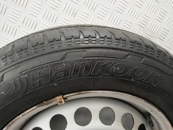 VW T6 Multivan Winterräder 16'' 205/65R16C 7H8601027D image 4