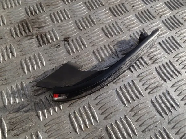 Joint d'angle gauche OEM 79430-35000 pour SsangYong image 2
