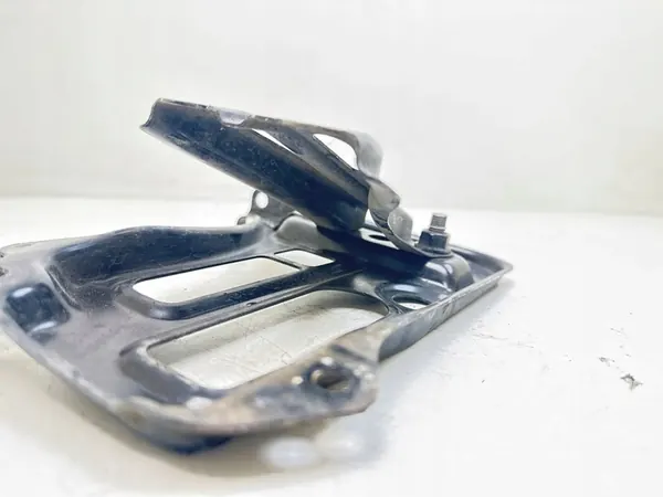 Suporte de bateria Toyota Verso 2011 image 2