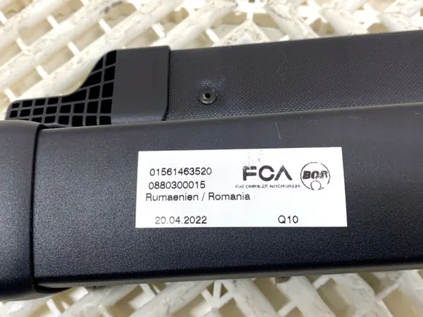 OEM 01561463520 Kofferruimterol Alfa Stelvio SUV image 3