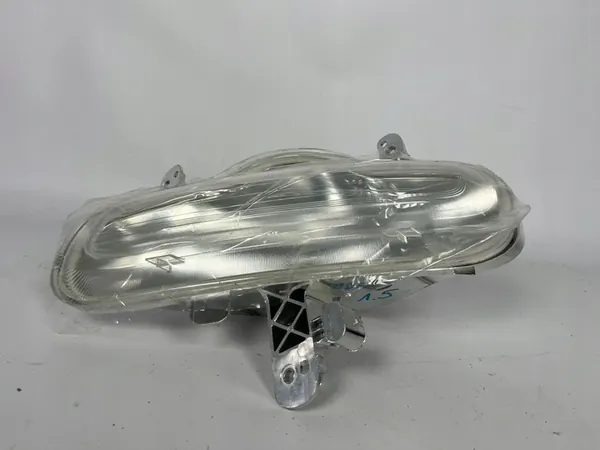 Lanterna DRL Frontal Esquerda Fiat Panda image 2