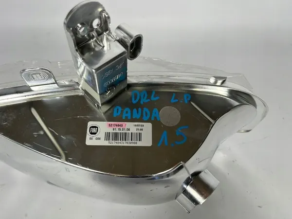 Lanterna DRL Frontal Esquerda Fiat Panda image 5